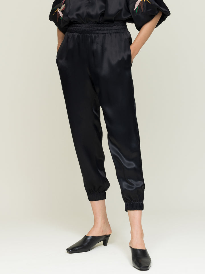 Em Jogger Royal Satin Crepe Jet Black