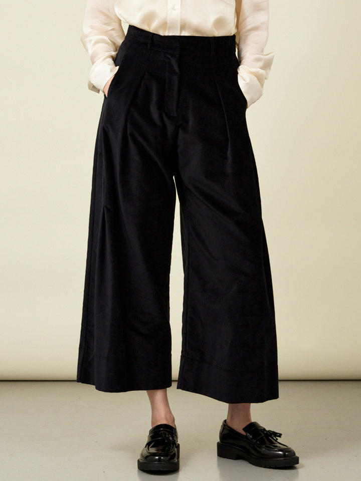 Gabrielle Cropped Black Velvet Trousers