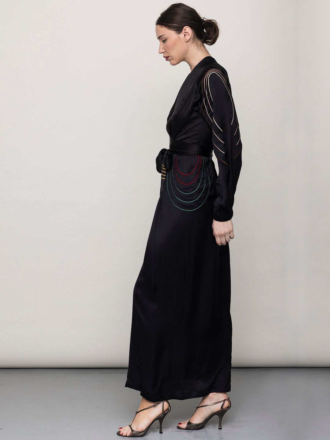 Glorious Dress Black embroidered