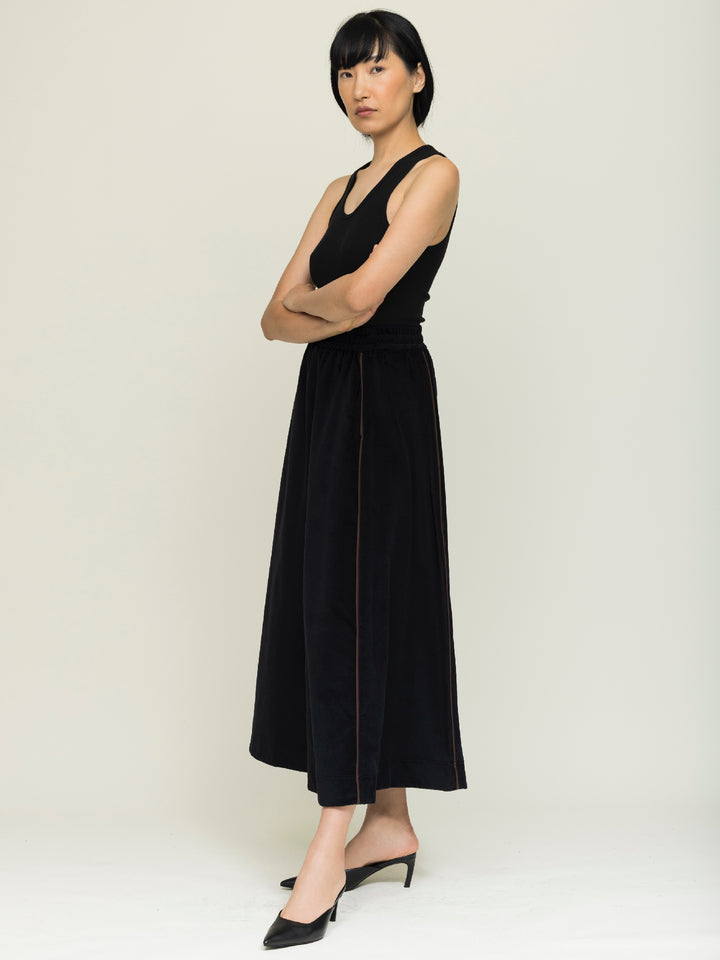 Linda Skirt Cotton Velvet Black with Piping detail