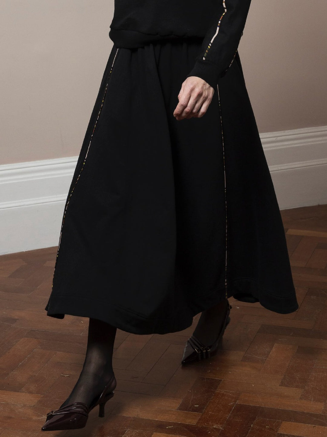 Best Sweatshirt + Sadie Skirt Embroidered Black Set